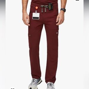 FIGS Axim Men’s Cargo Scrubs‎ in Burgundy